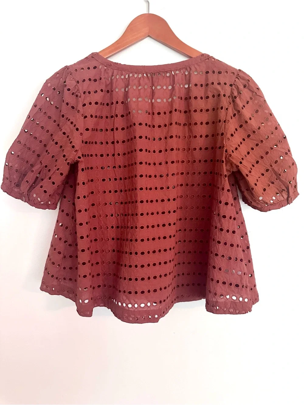 LOFT Terracotta Rust Eyelet Button-Front Blouse Top Size Small